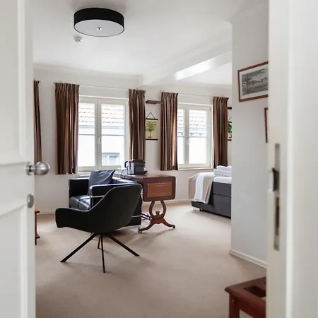 B&B Boutique The Townhouse 4*