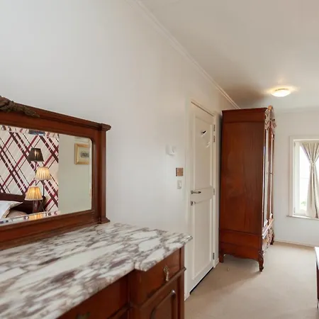 Boutique B&B The Townhouse 4*